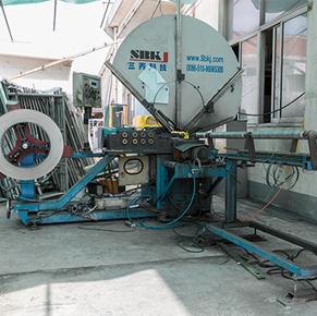 工作現(xiàn)場(chǎng)